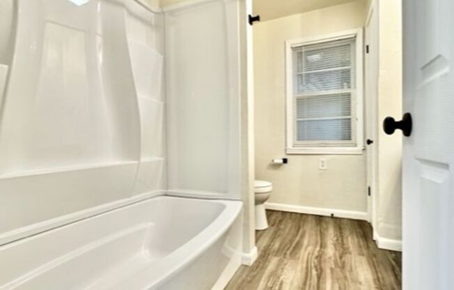 2 beds, 1 bath, $1,645