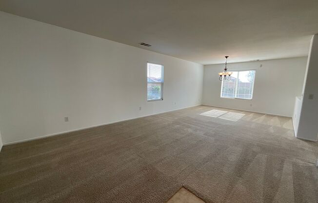 East Palmdale Home