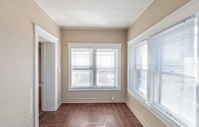 Idalia Apartments (115 N. 33rd St.)