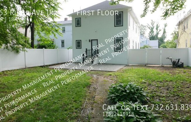 163 RDG AVE