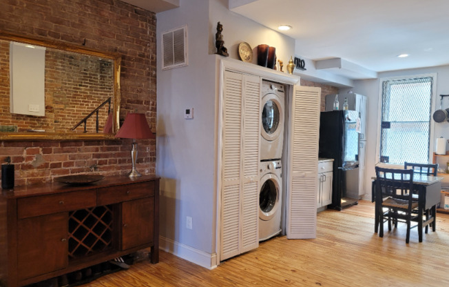 503 West Lexington Street A