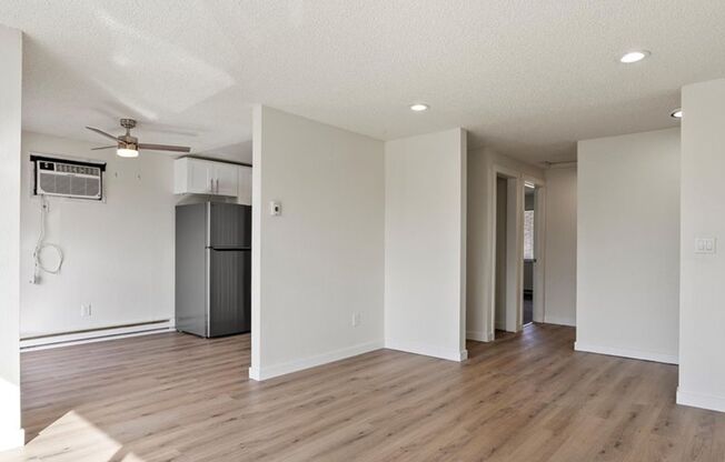 Kamden Court: Leasing Specials! Great location in Kennewick!