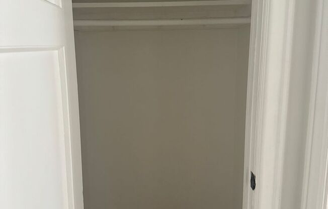 Studio, 1 bath, 224 sqft, $1,125, Unit 517