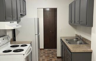 DJ Smith Realty Emerson Ave S