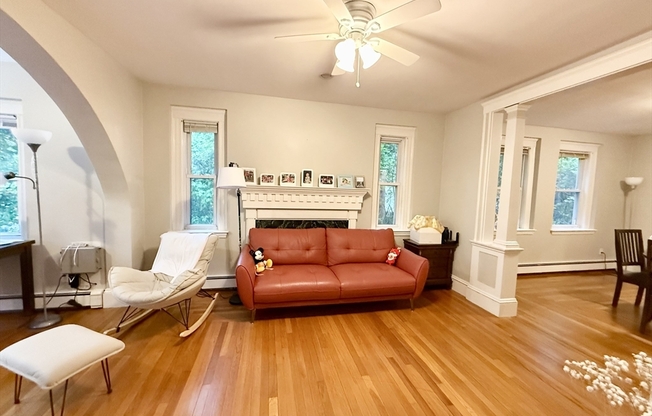 8 DUNHAM ST