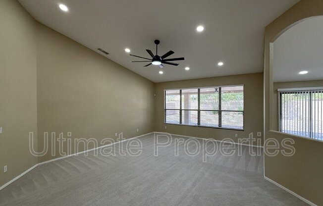 5434 W ST JOHN RD