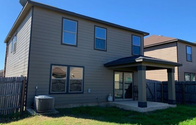 Ready for Move In! Spacious 4 bedroom 3 bath in Southton - Southeast SA