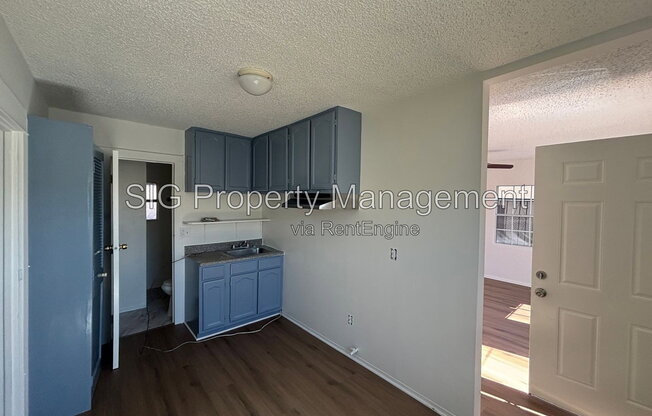 1 bed, 1 bath, $1,795, Unit C
