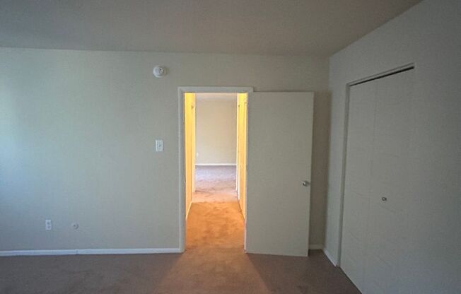 1 bed, 1 bath, 700 sqft, $1,300, Unit A205