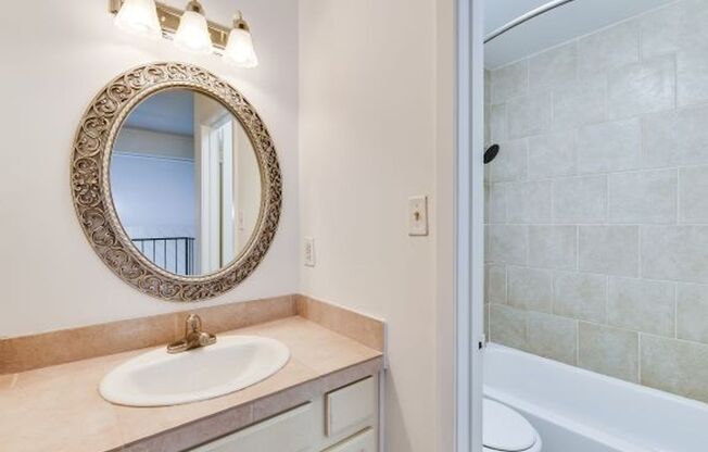 Studio, 1 bath, 510 sqft, $1,275, Unit 230