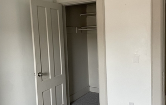 1 bed, 1 bath, 600 sqft, $1,350, Unit 4