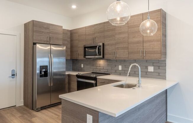 1 bed, 1 bath, 650 sqft, $1,524, Unit 402