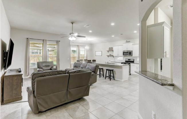 16433 PIENZA DR