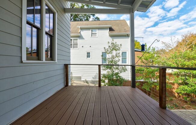 Spacious 4-Bedroom, 3.5-Bathroom Craftsman Home with Modern Upgrades