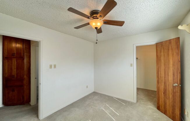 2 beds, 1.5 baths, 1,143 sqft, $950, Unit 4806 A Rainbow Circle