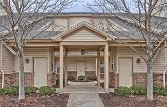 2bed 2 full bath Condo is West Champaign