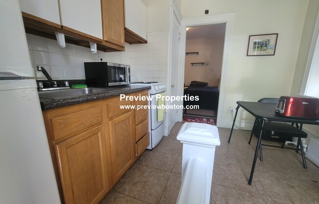 90 Chiswick Rd 0