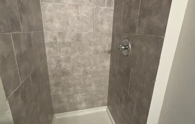 Northmoor 6 Plex