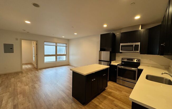 1 bed, 1 bath, 416 sqft, $2,700, Unit 280-306