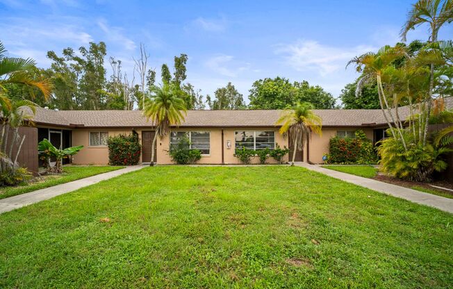 Affordable 2-bedroom, 2-bathroom apartment in Cape Coral