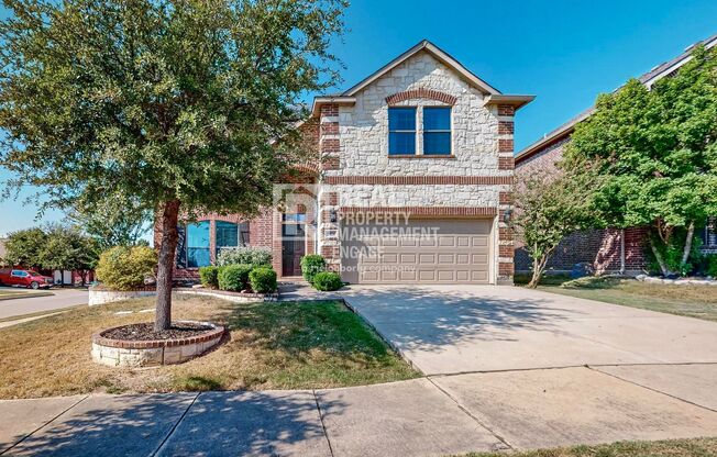 Gorgeous 5-Bedroom Corner Home for Rent in Denton!