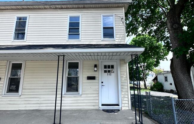 Newly Renovated 3 Bedroom Home in Lebanon City