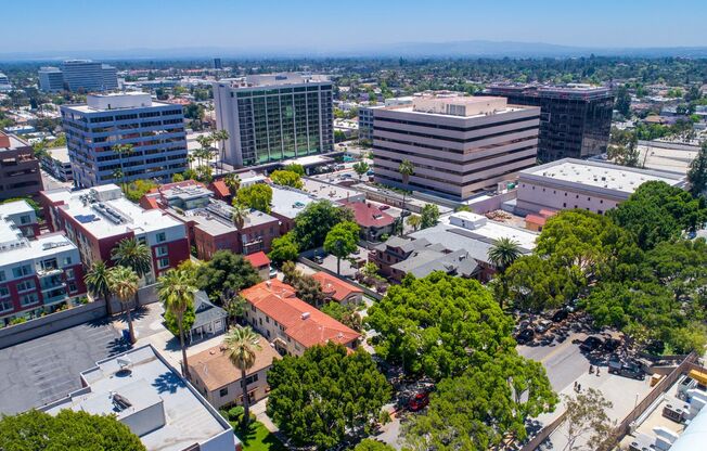 Paseo Professional Building
