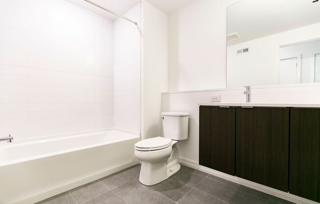 2 beds, 1 bath, 1,400 sqft, $1,745, Unit 1232 - A