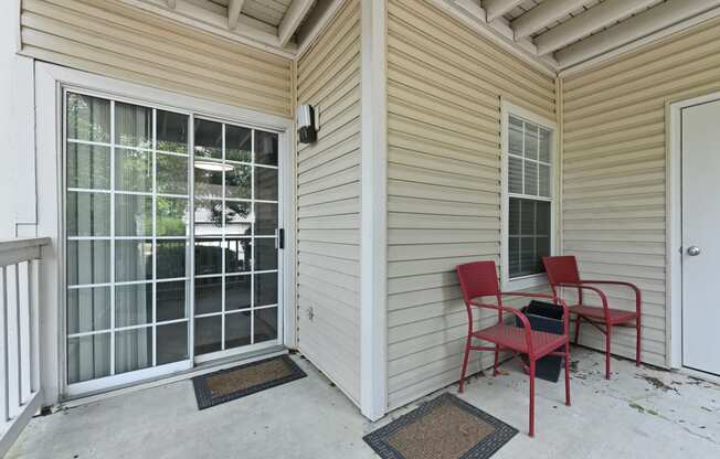 Large Wrap Around Patio at Patchen Oaks Apartments, Lexington, Kentucky 40517