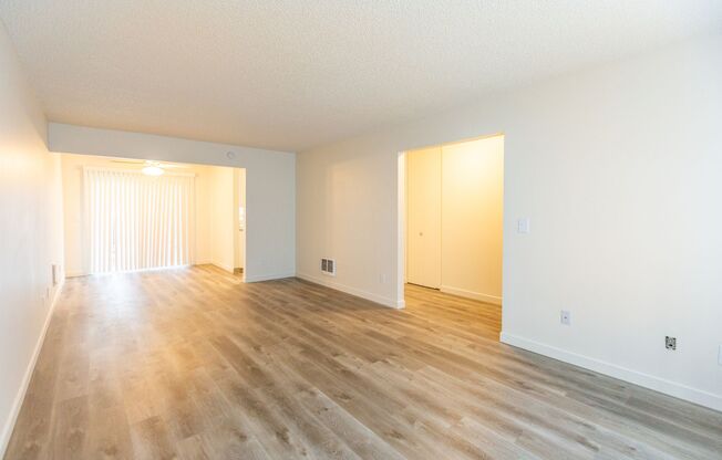 2 beds, 2 baths, 1,092 sqft, $1,899, Unit 46