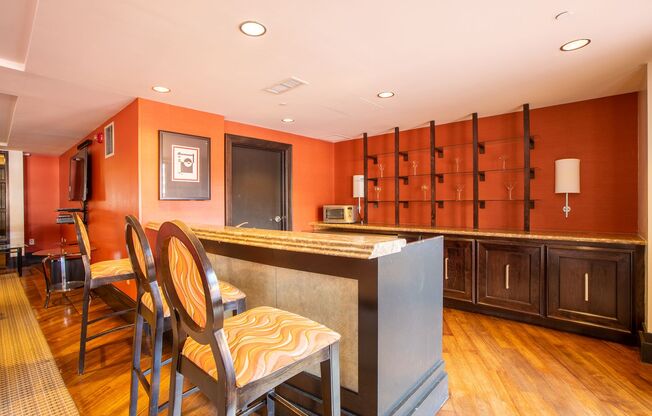 1 bed, 1 bath, $2,450, Unit (#1017)