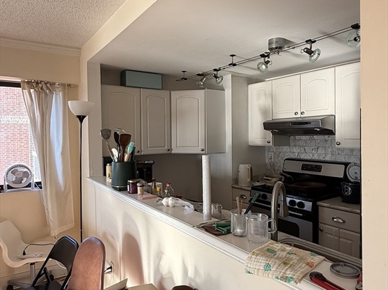 2 beds, 1.5 baths, 850 sqft, $3,500, Unit 810