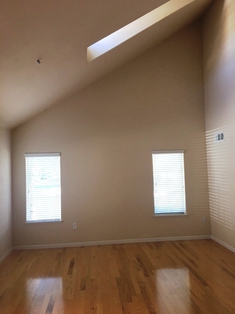 2 beds, 2 baths, $2,800