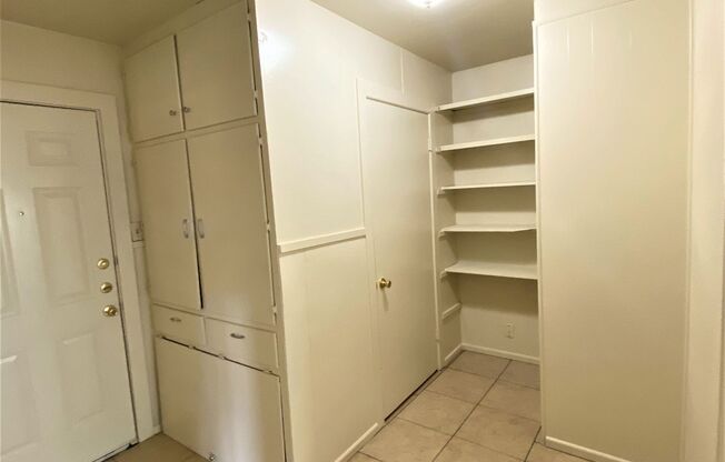 4 Bedrooms in Convenient  Location