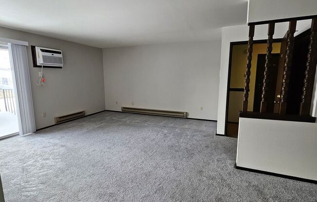 1315 Meadowcreek Dr.