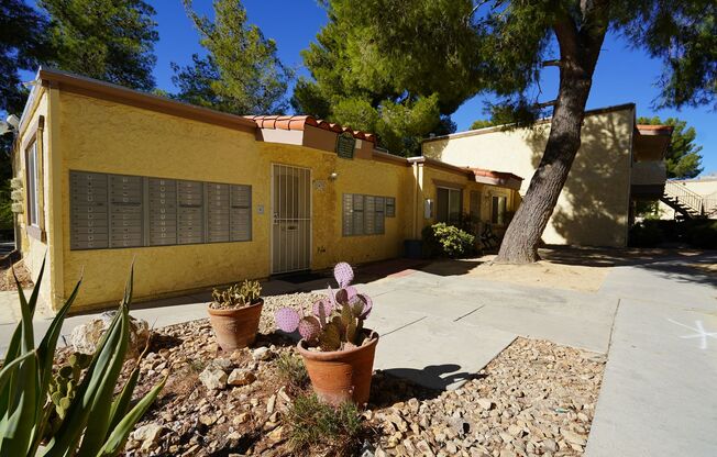 1 bed, 1 bath, 576 sqft, $1,250, Unit Unit 148