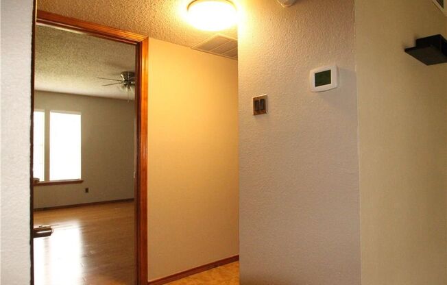 1 bed, 1 bath, $1,350, Unit #2054