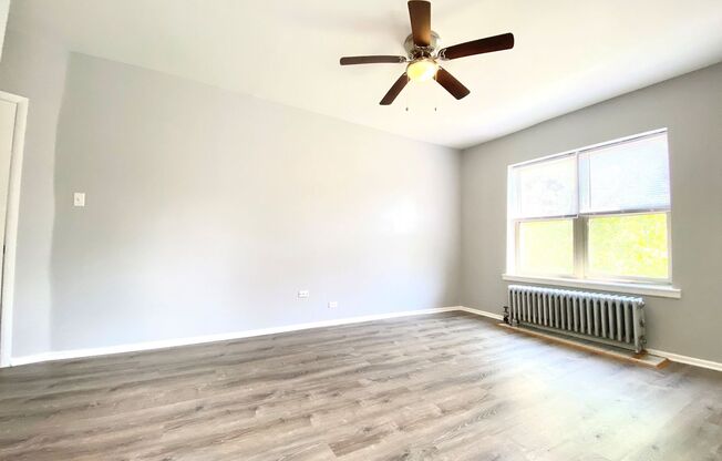 4756 N. Maplewood Ave.