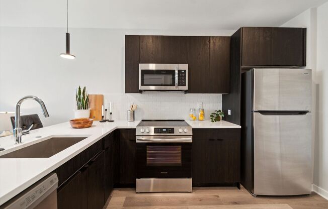 1 bed, 1 bath, 610 sqft, $1,545, Unit D205