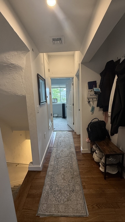 2 beds, 1 bath, 900 sqft, $2,850, Unit 2