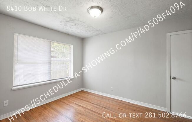8410 BOB WHITE DR