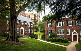 Colonial Village Apartments