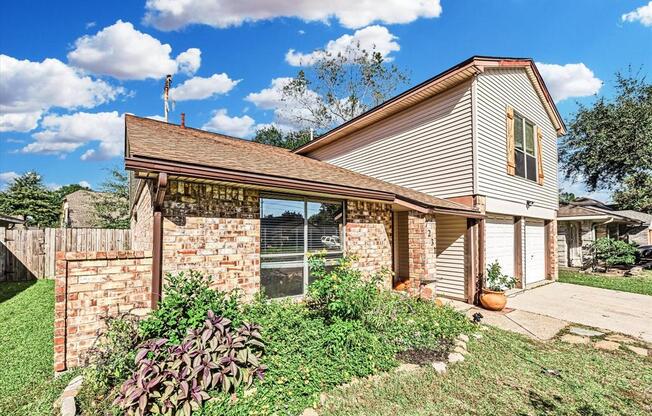 7231 DOGWOOD TRL DR