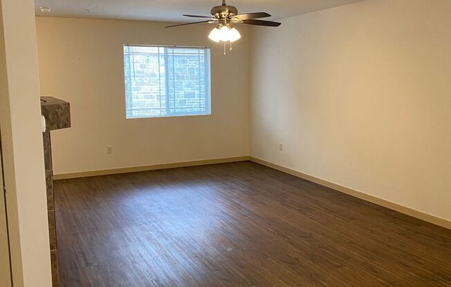 2 beds, 2.5 baths, 1,280 sqft, $1,995, Unit 4313-2