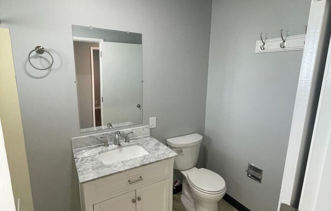 1 bed, 1 bath, 625 sqft, $1,200, Unit 28