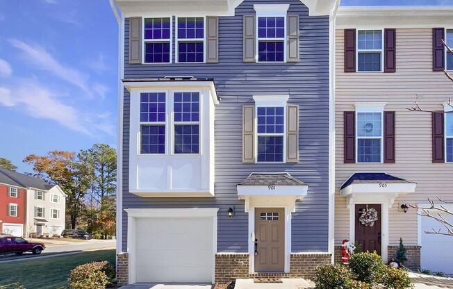3-Story End Unit Townhome with 3 Beds, 3 Baths in Prime Fuquay-Varina Location – Arnold Place Drive
