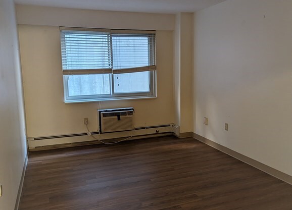 1 bed, 1 bath, 570 sqft, $2,650, Unit 602
