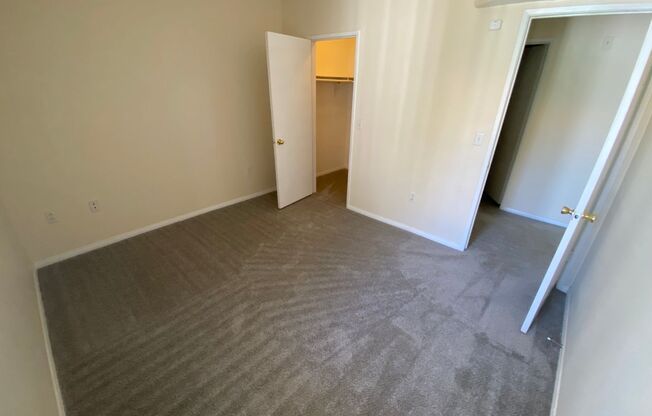 2 beds, 2 baths, 940 sqft, $1,275, Unit Gary Ave #2033 Bldg 9