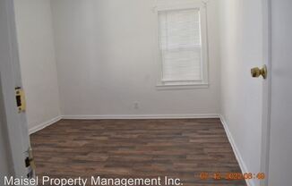 6122 BROMLEY AVENUE - HOUSE