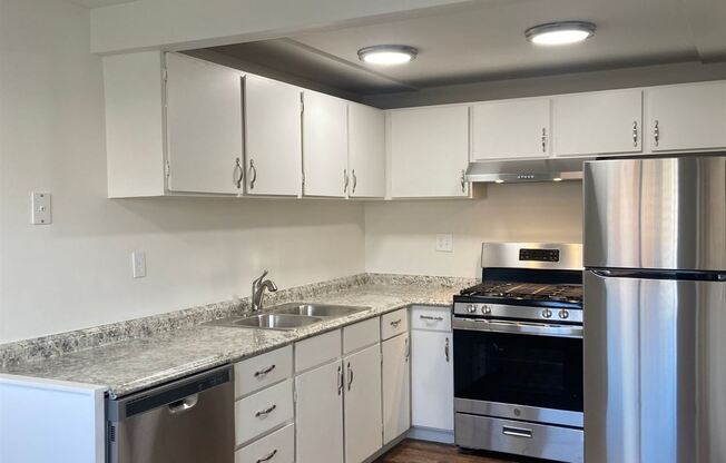 Hillside Park Apartments